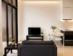 Sims Urban Oasis (D14), Condominium #581902821